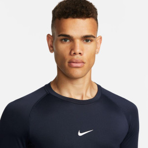 Nike Pro Dri-FIT Tight Long-Sleeve Fitness Top 