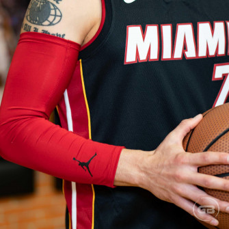 Air Jordan Compression Arm Sleeve ''Red''